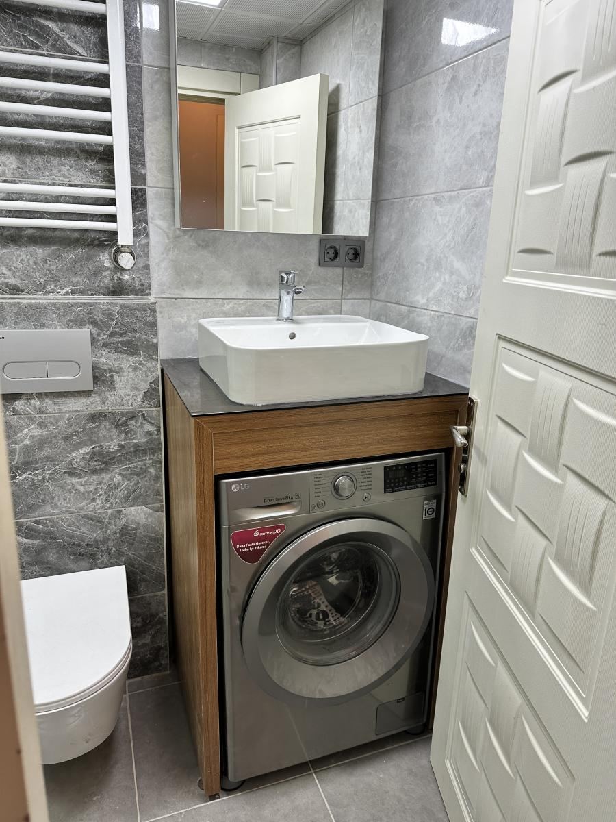 Alex Bey Banyo 2