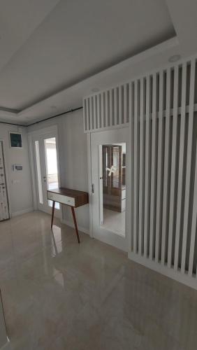 Fikri-Bey-Mobilya-Gizli-Kapi